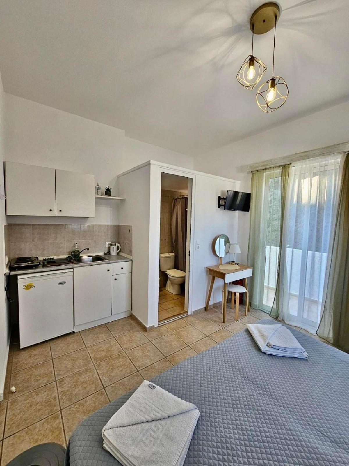 Tsambika Apartament *